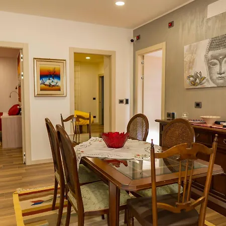 Casa Fortuna Bed & Breakfast